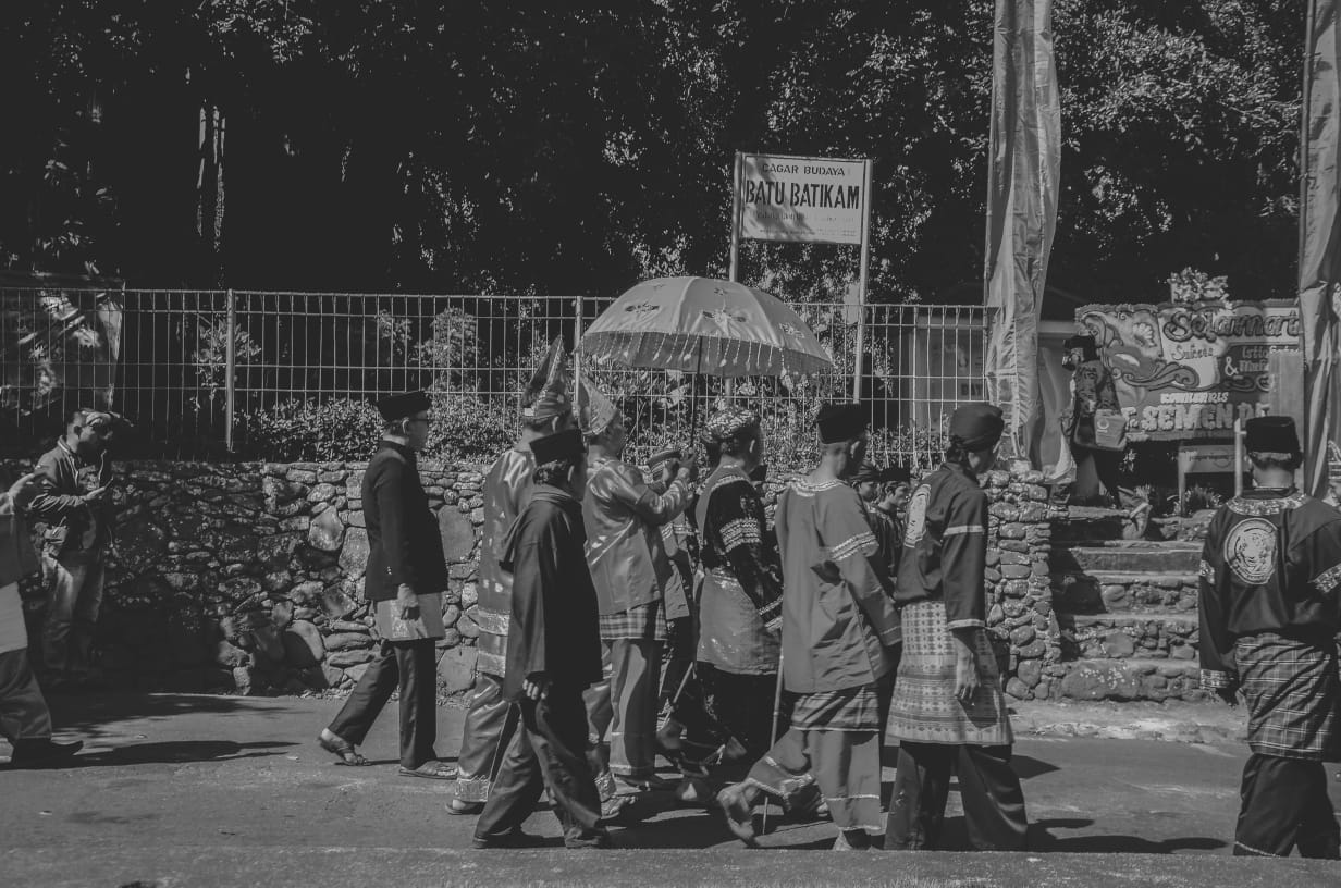Pemangku adat